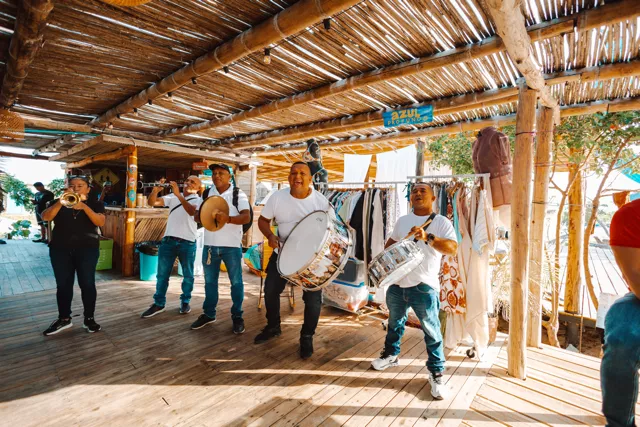 music at the kite fest guajira